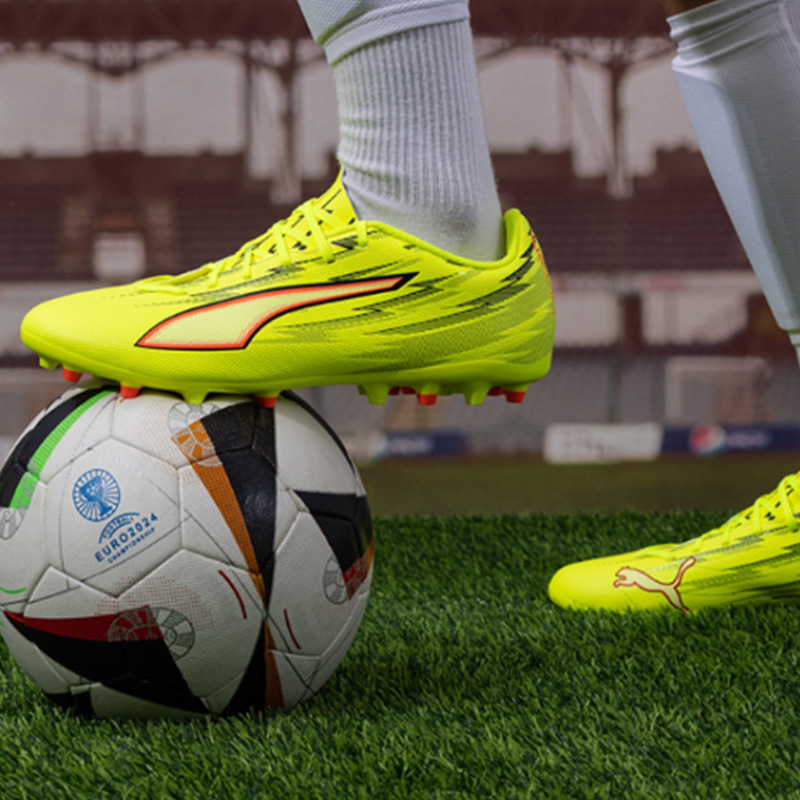 Chaussures de football Puma Mi - Men Shoes Puma avis et prix